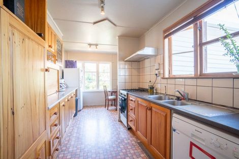 Photo of property in 40 Andrew Avenue, Roslyn, Palmerston North, 4414