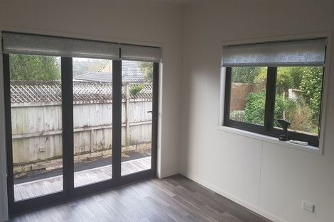 Photo of property in 38a Sunnynook Road, Sunnynook, Auckland, 0620