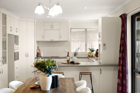 Photo of property in 3 Azure Place, Huntington, Hamilton, 3210