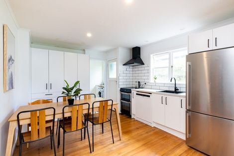 Photo of property in 91 Shakespeare Road, Bluff Hill, Napier, 4110