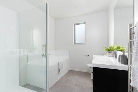 Photo of property in 1/38 Vagues Road, Northcote, Christchurch, 8052