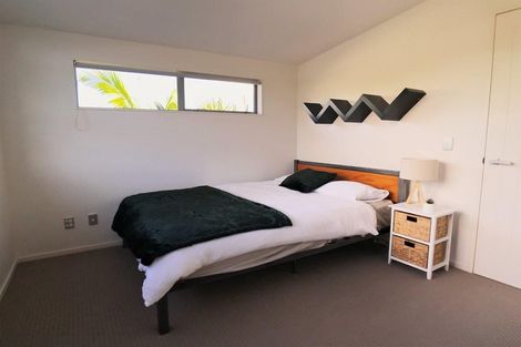 Photo of property in 108 Kittiwake Drive, Schnapper Rock, Auckland, 0632