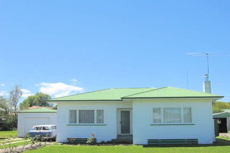Photo of property in 16 Lake Road, Kaitaia, 0410