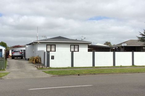 Photo of property in 22 Peter Hall Drive, Kelvin Grove, Palmerston North, 4414
