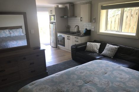 Photo of property in 2/33 Matai Road, Hataitai, Wellington, 6021