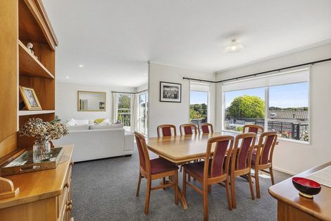 Photo of property in 2 Musket Lane, Whitby, Porirua, 5024