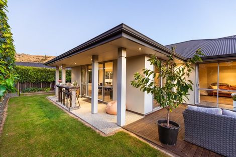 Photo of property in 50 Erskine Street, Lake Hayes, Queenstown, 9304