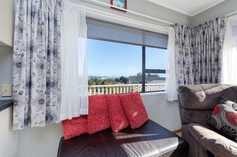 Photo of property in 3 Ngaparaoa Drive, Maketu, 3189