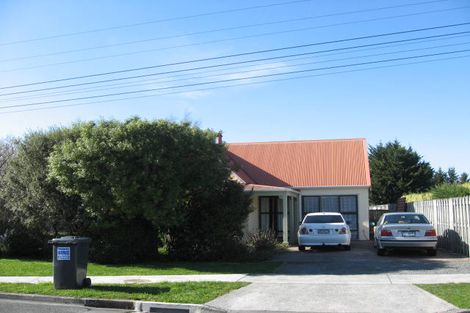 Photo of property in 39 Kempton Street, Greytown, 5712