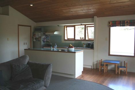Photo of property in 149 Matipo Road, Te Atatu Peninsula, Auckland, 0610