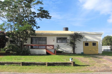 Photo of property in 8 Chestnut Grove, Tairua, 3508
