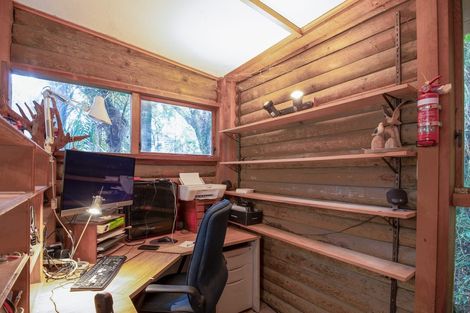 Photo of property in 54 Mahoe Road, Titirangi, Auckland, 0604