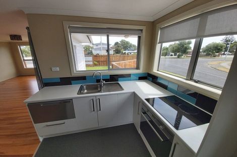 Photo of property in 18 Smeaton Road, Glenbrook, Waiuku, 2681