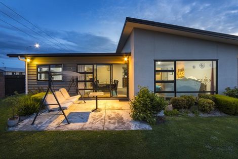 Photo of property in 1 Angelina Way, Kelvin Grove, Palmerston North, 4414