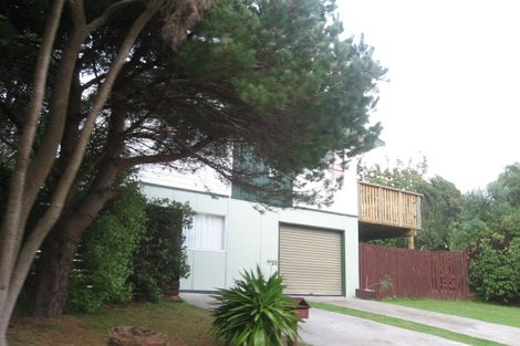 Photo of property in 117 Spinnaker Drive, Whitby, Porirua, 5024