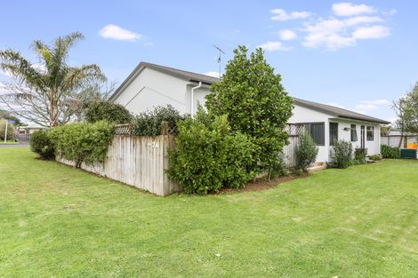 Photo of property in 7a Mcevoy Avenue, Tuakau, 2121