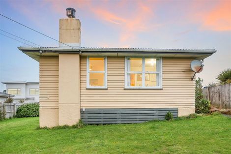 Photo of property in 67 Pikarere Street, Titahi Bay, Porirua, 5022