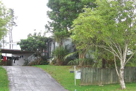 Photo of property in 104 Kemp Road, Massey, Auckland, 0614