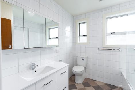 Photo of property in 77 Roberta Drive, Somerfield, Christchurch, 8024