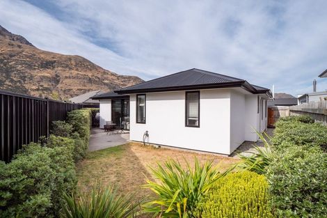 Photo of property in 8 Peterley Road, Lower Shotover, Queenstown, 9304
