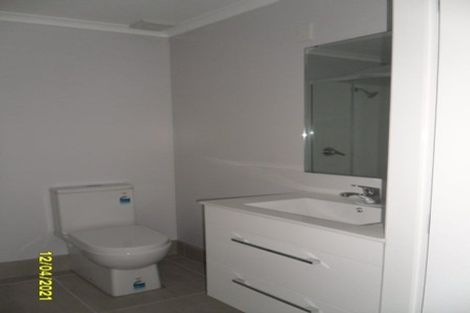 Photo of property in 4 London Road, Korokoro, Lower Hutt, 5012