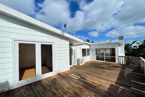 Photo of property in 16 Savoy Road, Glen Eden, Auckland, 0602