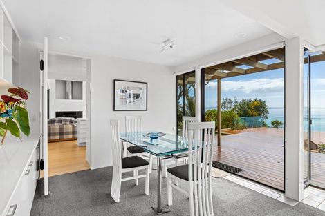 Photo of property in 6 Cliff Road, Torbay, Auckland, 0630
