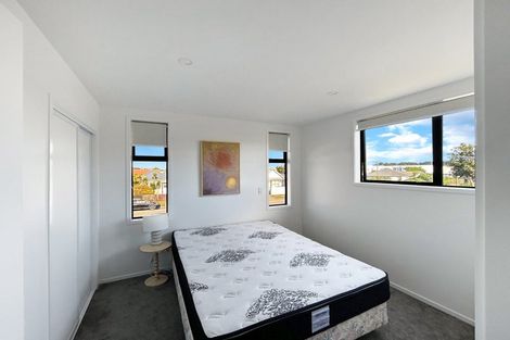 Photo of property in 1/37 Oram Avenue, New Brighton, Christchurch, 8061