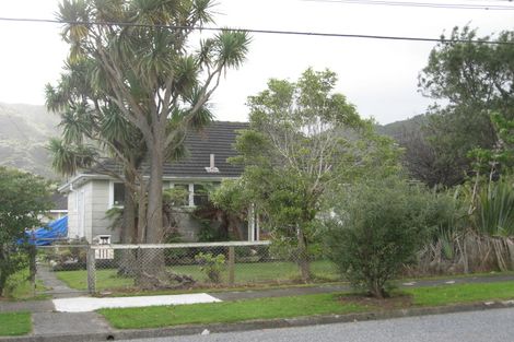Photo of property in 33 Langford Street, Naenae, Lower Hutt, 5011