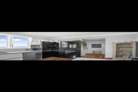 Photo of property in 58 Ferry Road, Days Bay, Lower Hutt, 5013