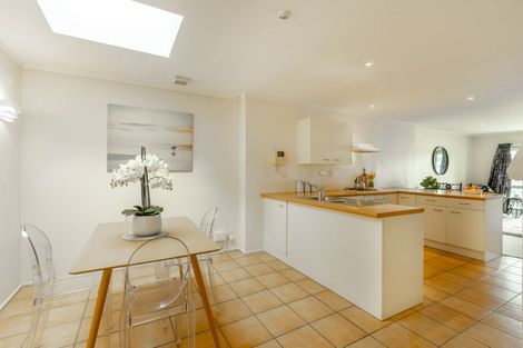 Photo of property in Grosvenor Cl, 21/6u Brown Street, Mount Cook, Wellington, 6021