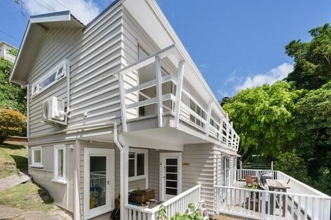 Photo of property in 26 Farnham Street, Mornington, Wellington, 6021