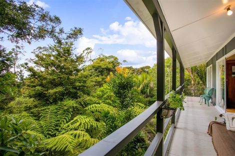 Photo of property in 169 Scenic Drive, Titirangi, Auckland, 0604
