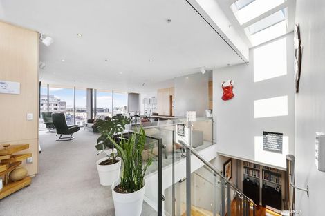 Photo of property in Sanctum Apartment, 10 Ebor Street, Te Aro, Wellington, 6011