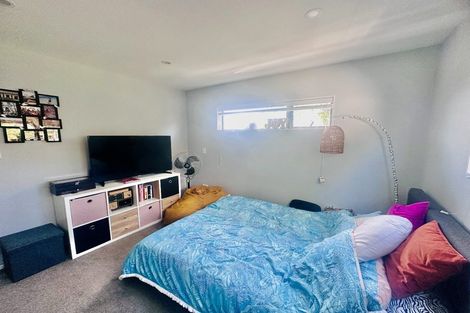 Photo of property in 45c Seon Place, Birkdale, Auckland, 0626