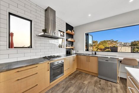Photo of property in 188 Travis Road, New Brighton, Christchurch, 8083