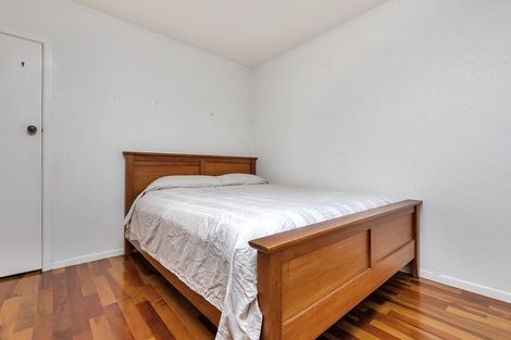 Photo of property in 11 James Street, Glenfield, Auckland, 0629