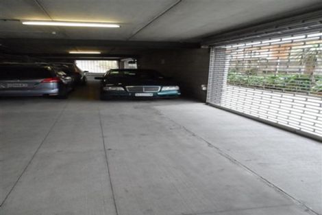 Photo of property in Luxford Villas, 302/72u Herald Street, Berhampore, Wellington, 6023