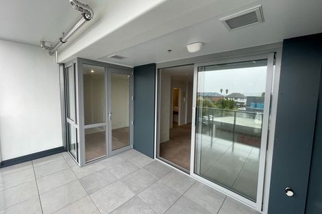 Photo of property in Bella Vista, 2f/84 Gunner Drive, Te Atatu Peninsula, Auckland, 0610