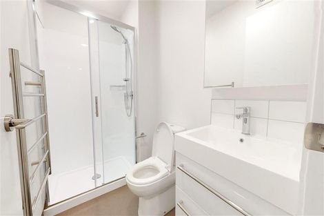 Photo of property in 17u2 Nairn Street, Mount Cook, Wellington, 6011