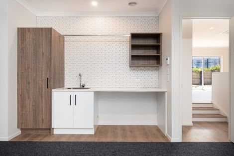 Photo of property in 11 Charlotte Drive, Omokoroa, 3114