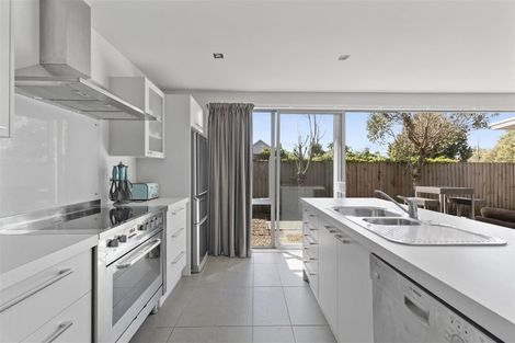 Photo of property in 39 Matipo Street, Riccarton, Christchurch, 8041