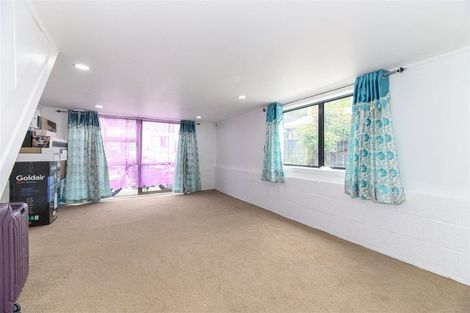 Photo of property in 54 Glen Road, Ranui, Auckland, 0612