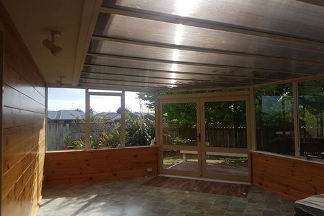 Photo of property in 7 Logan Way, Kelvin Grove, Palmerston North, 4414
