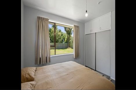 Photo of property in 16 Torlesse Crescent, Darfield, 7510