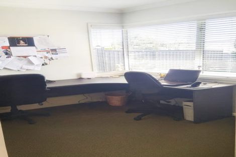 Photo of property in 19 Karoola Place, Havelock North, 4130