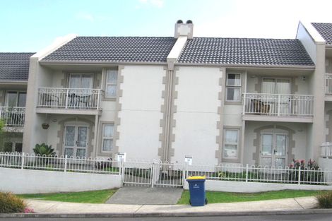 Photo of property in 17 Mt Lebanon Lane, Henderson, Auckland, 0612