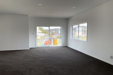 Photo of property in 70 Kerrykeel Drive, Flat Bush, Auckland, 2019