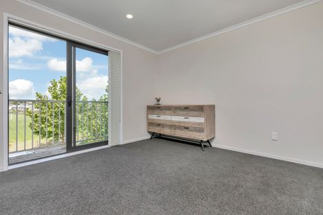 Photo of property in 30 Squadron Drive, Hobsonville, Auckland, 0616
