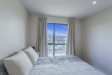 Photo of property in 46 Ascension Crescent, Orewa, 0931